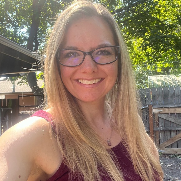 Meet your Posher, Jillian - Picture 8 of 11